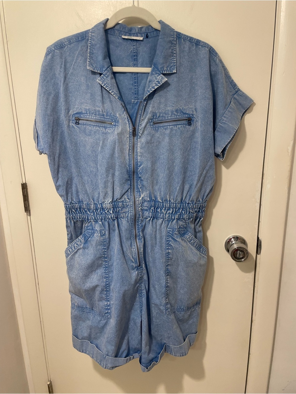 EDC Ladies Short Sleeve Zip Up Denim Romper Light Wash sz L shorts outfit